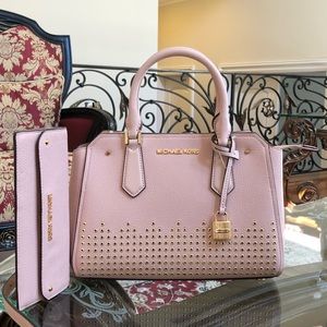 Michael Kors medium studded Hayes handbag&wallet